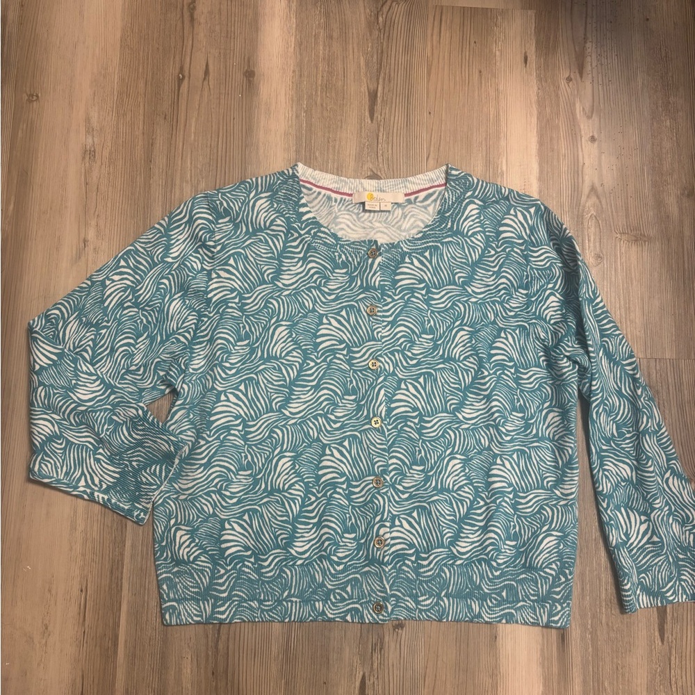 Boden Size Medium Lightweight Blue and white cardigan with a boho touch